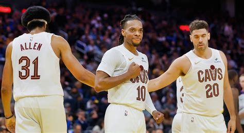 cavs vs warriors|WARRIORS at CAVALIERS .